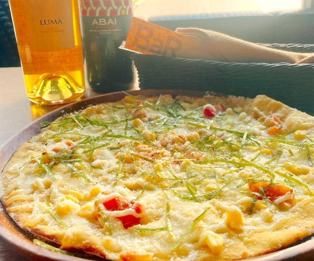 【照りマヨコーンPIZZA】